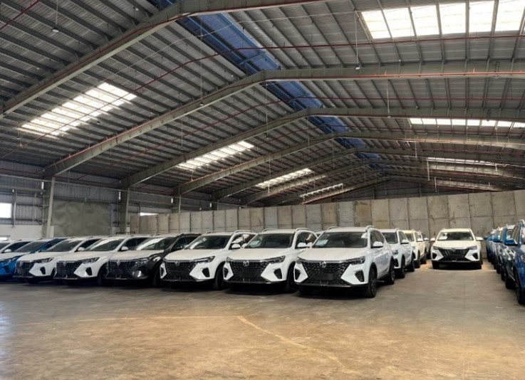 Headway's automotive warehouse