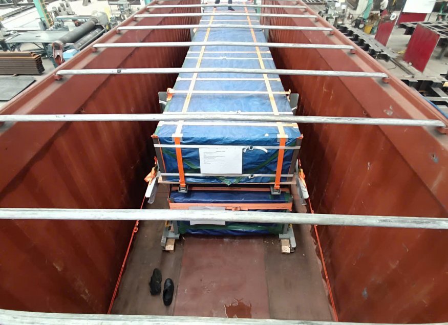 (Complete arrangement and installation of container roof bow)